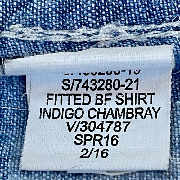 GAP Fitted Boyfriend Shirt Indigo Cotton Denim Button Down Womens L Long Sleeve - Picture 13 of 13